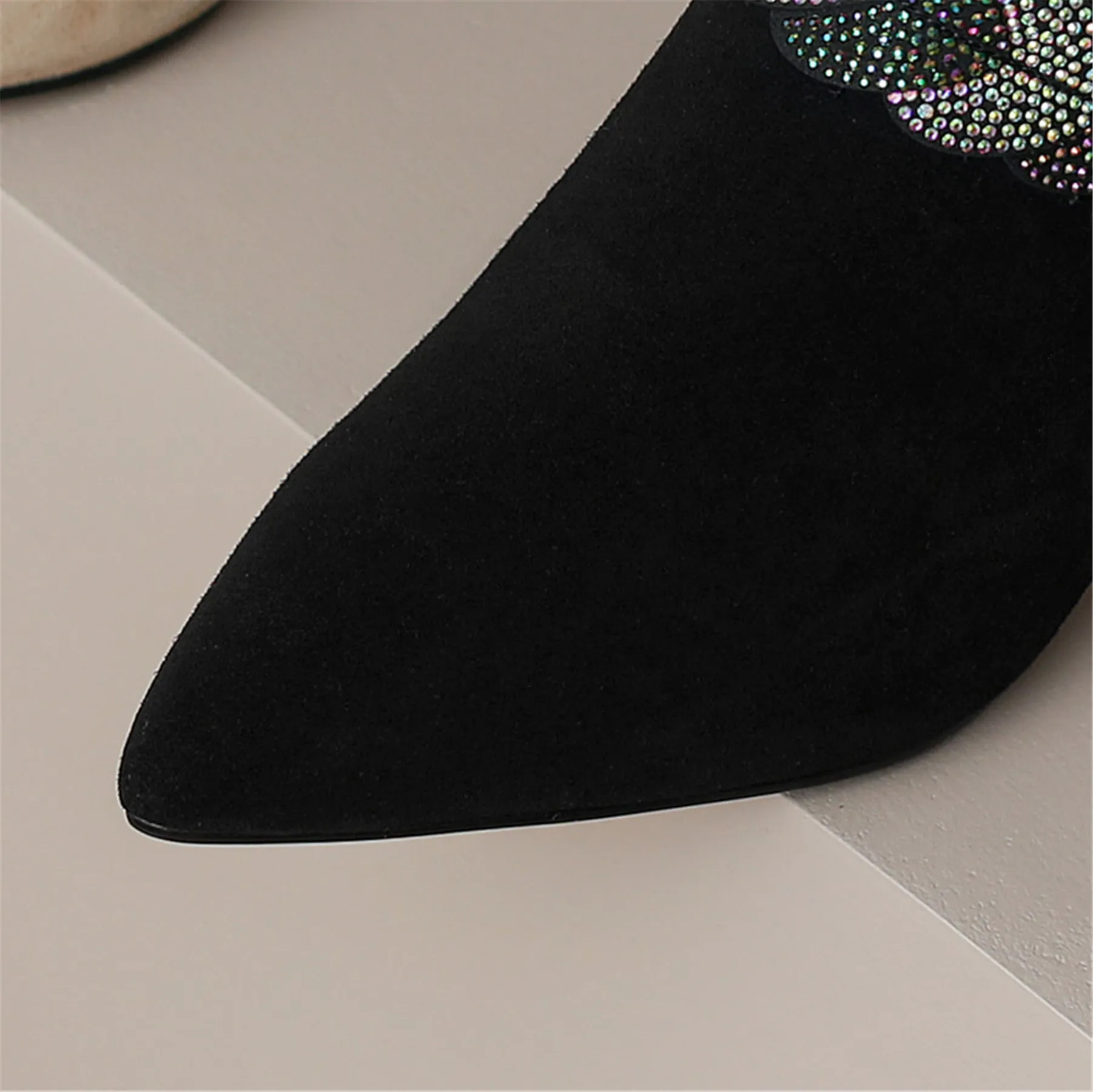 TinaCus Women's Suede Leather Handmade Pointed Toe Mid Spool Heel Stylish Delicate Décor Pumps