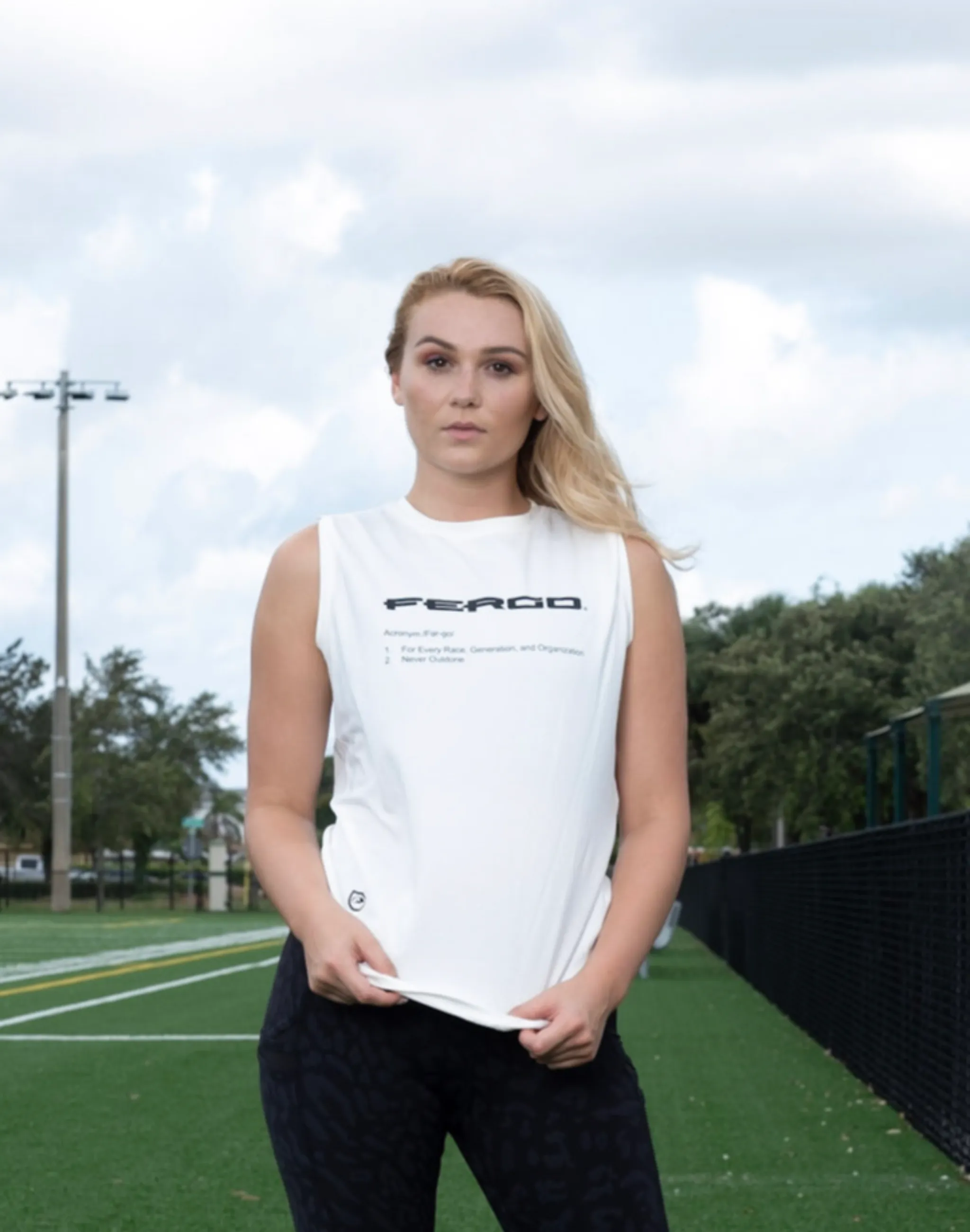 Women Fitted Sleeveless Tee